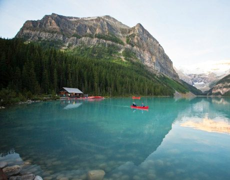 4 iconic Canadian experiences in Alberta