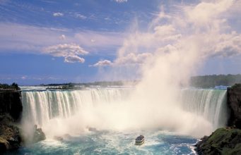 5 reasons to pay a visit to Ontario this Spring season
