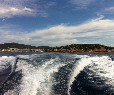 Yacht wake Saint Tropez