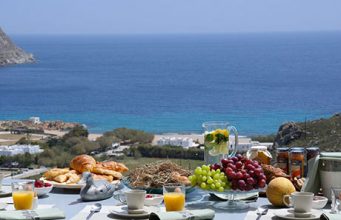 8 Greek holiday villas with stunning seaside views