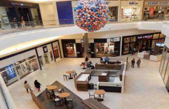 4 fun methods of pass the time any time stuck at O'Hare Airport terminal