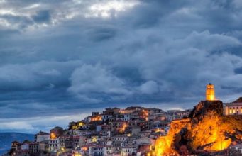 6 of the best luxurious Winter destinations with Greece