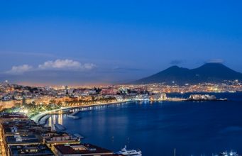 7 reasons to see Naples before you pass on