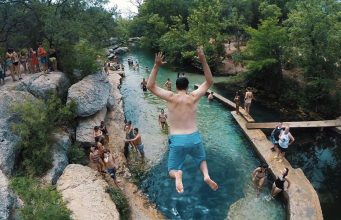 This is the way you cool-down on hot Texas days: Jacob\’s Well