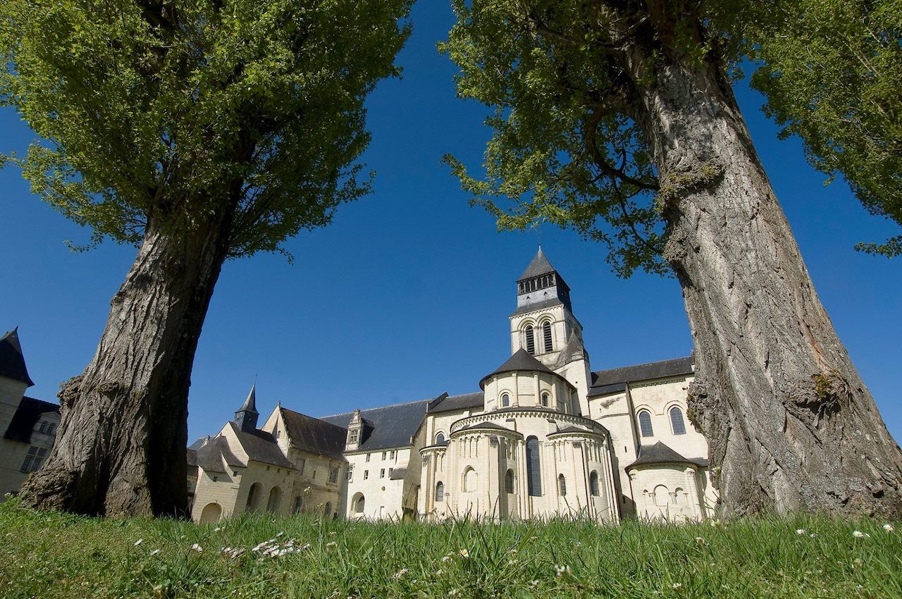 Abbaye Royale de Fontevraud from the outside