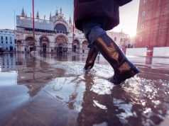Worst flood since 1979 hits Venice