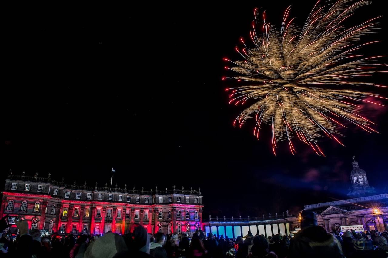 Hopetoun House Fireworks and Bonfire Night in Edinburgh