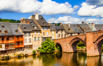 Dordogne Travel Guide & Tips – Everything You NEED to Know