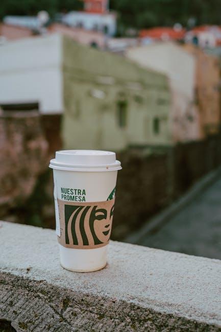 Supporting ⁣Local Communities⁤ and Responsible Tourism Practices
