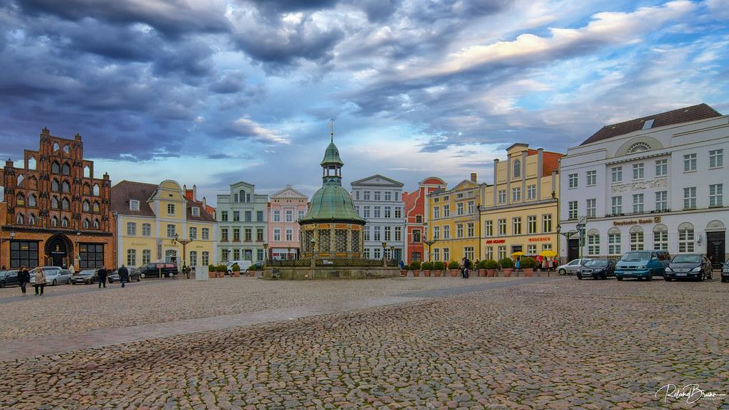 Unique Souvenirs to Discover in European Marketplaces