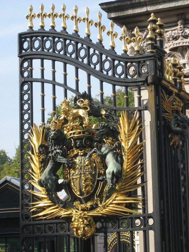 Exploring the history of Buckingham Palace