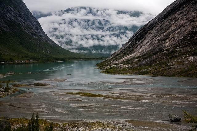 Exploring the Stunning Fjords of Chile