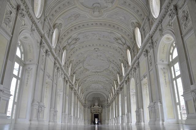 Parisian Palettes: A Stroll Through ⁢the City ​of Lights Galleries