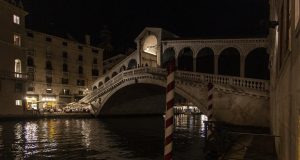 Should Venice Limit Tourist Access to Protect Its Heritage Should Venice Limit Tourist Access to Protect Its Heritage