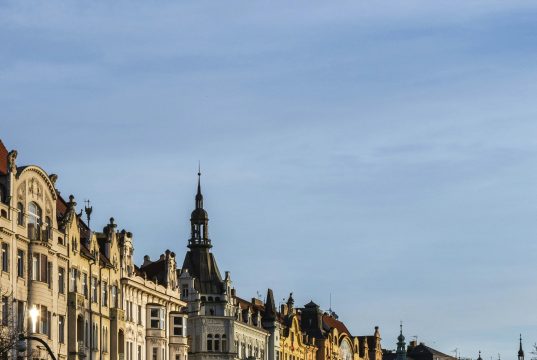 How to Enjoy Europe Without Breaking the Bank How to Enjoy Europe Without Breaking the Bank