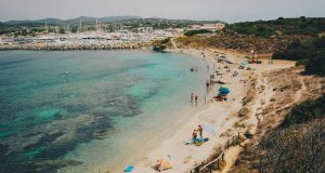 Should Tourists Avoid Participating in Controversial Cultural Practices Should Tourists Avoid Participating in Controversial Cultural Practices