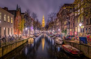 Exploring the canals of Amsterdam like a local