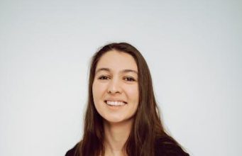 Should Trophy Hunting in Africa Be Allowed for Conservation Should Trophy Hunting in Africa Be Allowed for Conservation