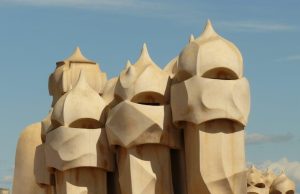 Exploring Gaudi’s architecture in Barcelona Exploring Gaudi’s architecture in Barcelona