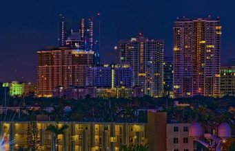 Navigating public transport in African cities Navigating public transport in African cities