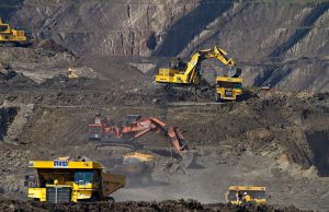 Is the Mining Industry Affecting Tourism in the Andes Is the Mining Industry Affecting Tourism in the Andes