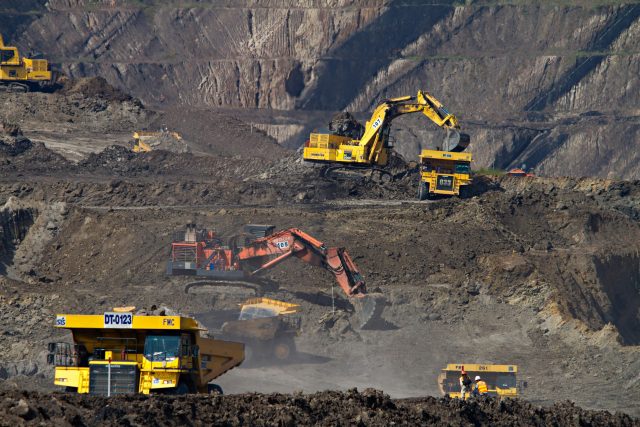 Is the Mining Industry Affecting Tourism in the Andes