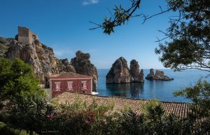 The Debate Over Rising Entrance Fees to Popular Attractions The Debate Over Rising Entrance Fees to Popular Attractions